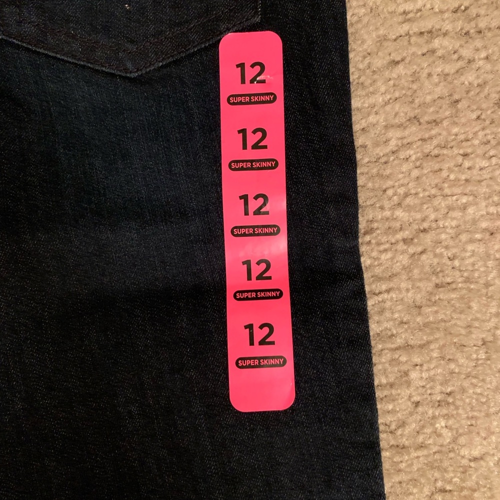 Jeans - Picture 3 of 4